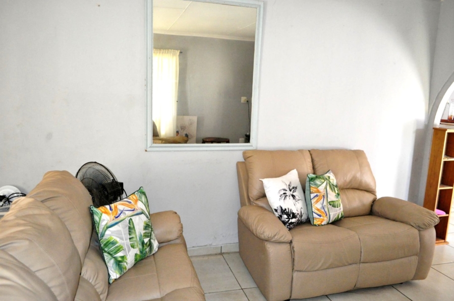 3 Bedroom Property for Sale in Wavecrest Eastern Cape